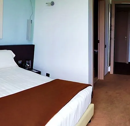 For Hotel 4*