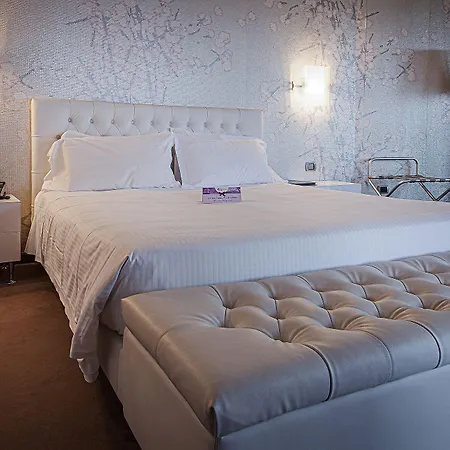 Hotel For