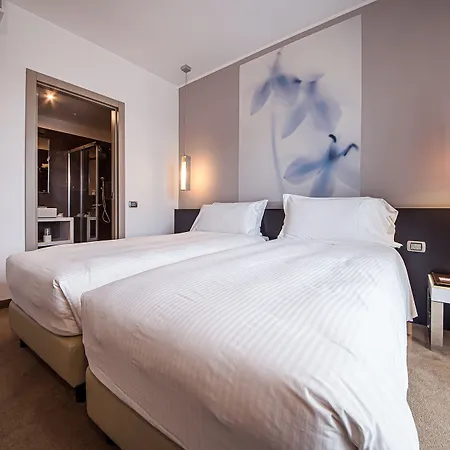 For Hotel
