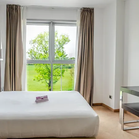 For Hotel Cernusco Sul Naviglio