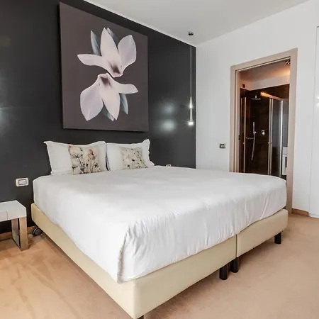 For Hotel Cernusco Sul Naviglio