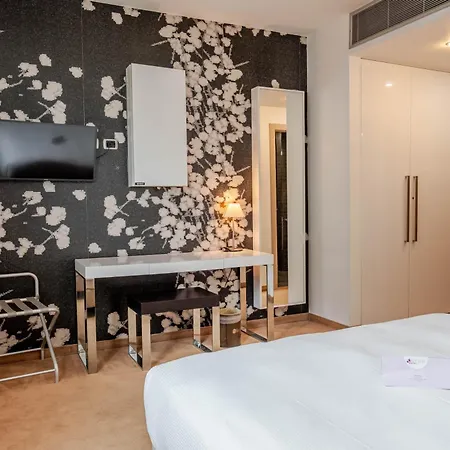 For Hotel Cernusco Sul Naviglio