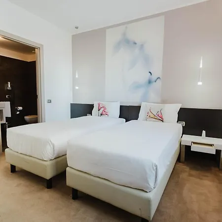 For Hotel 4*