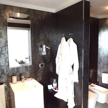For Hotel Cernusco Sul Naviglio