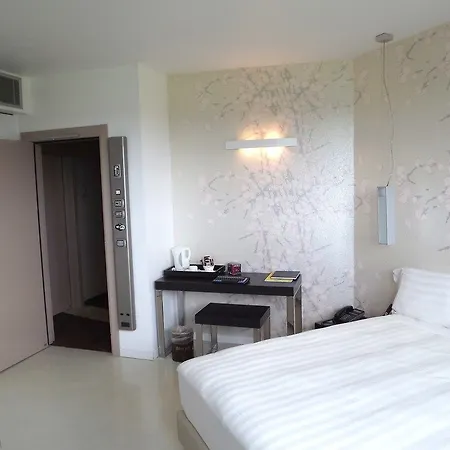 Hotel For